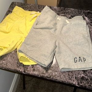 Gap and old navy 2 shorts good condition